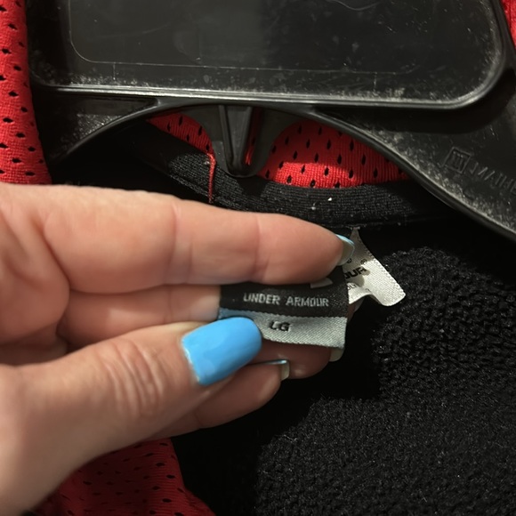 Under Armour large hoodie - Picture 4 of 4